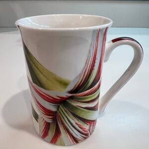 Jason Bone China Mug with red and white flowers